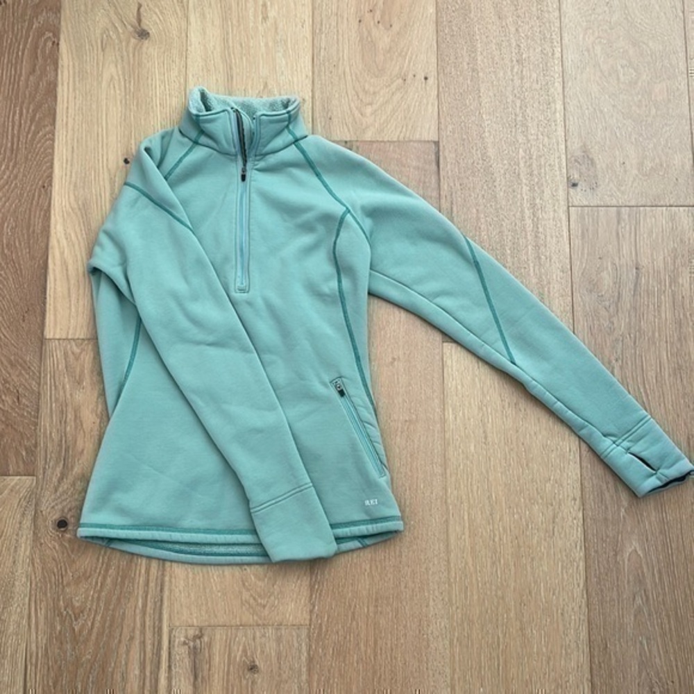 REI deadpan green quarter zip pullover